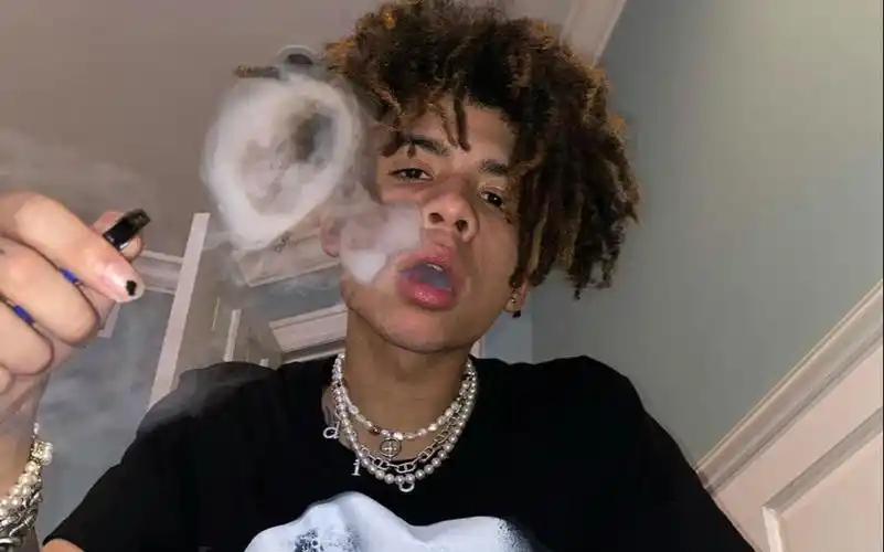 四个月了iann dior今天发这首了吗没有