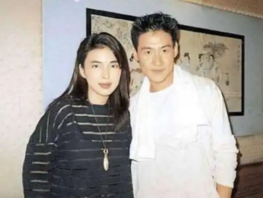 黎明妻子(黎明妻子助理简介)