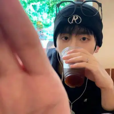 精选优质男生帅气高清头像超酷的个性男生头像图片大全