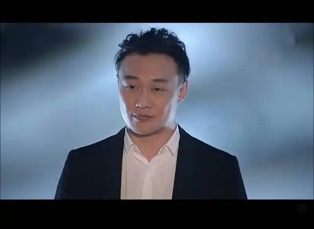 末代歌王陈奕迅,每个人都喊他歌王,但他从未认同过