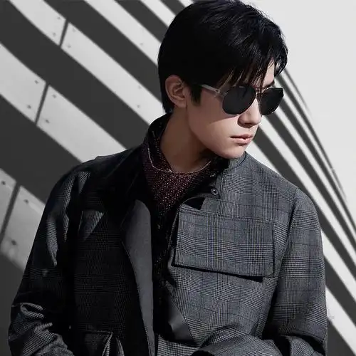 超轻百搭,性价比超高送人自带都可哦喜欢千玺弟弟的快冲#高颜值眼镜