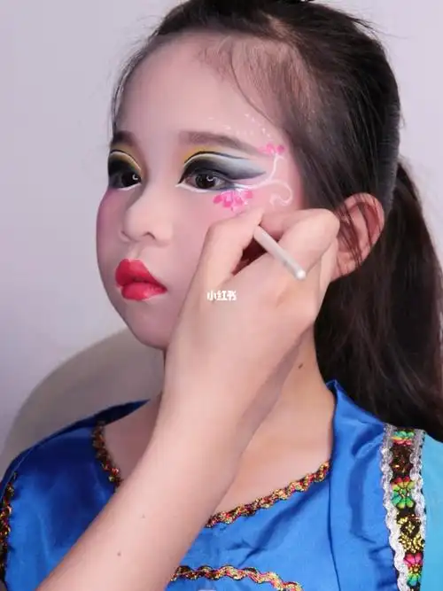 儿童独舞舞台妆