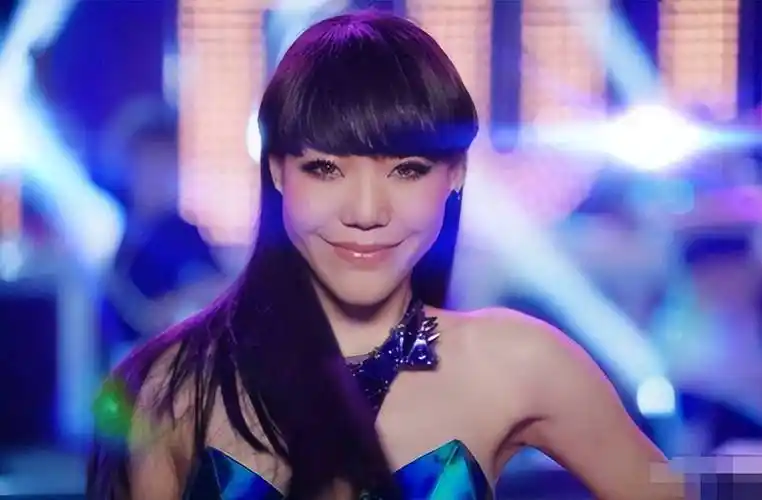 中国大陆歌手,演员吴莫愁2014-2023年发行专辑,合唱,单曲合集[无损