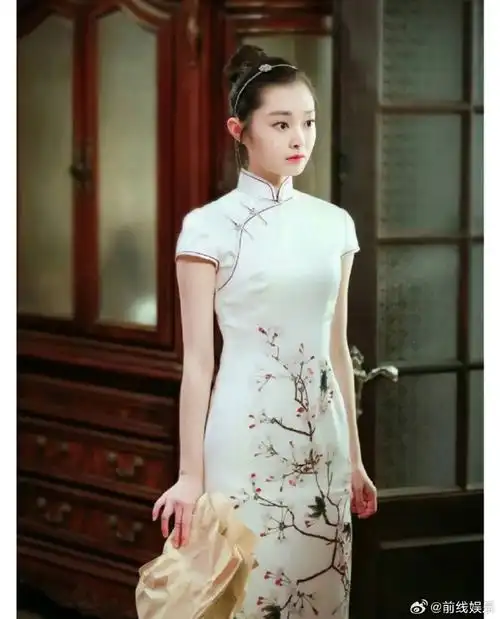 宋轶逐渐白敬亭化#宋轶以前的穿搭,旗袍旗袍,民国大小姐,主打腋个
