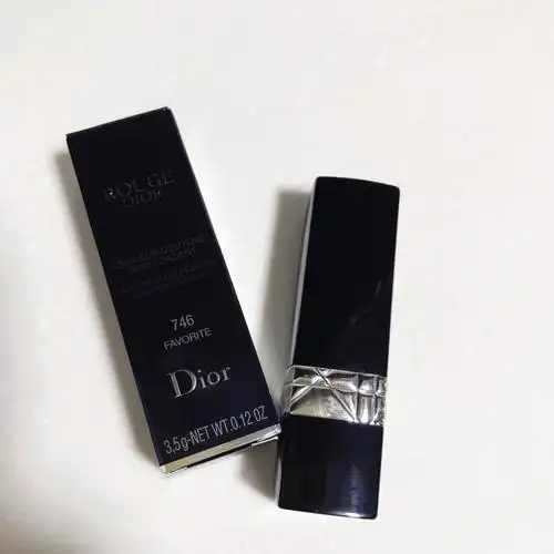 dior 746 口红_迪奥怎么样_口红_男朋友_生日礼物_梅子色