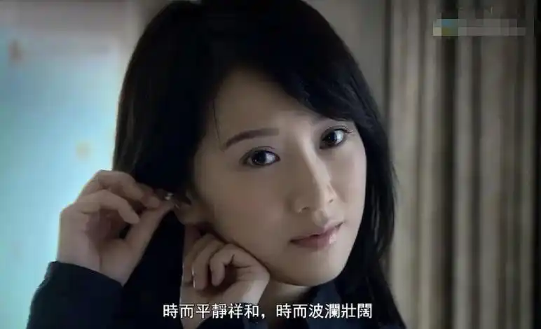 《蜗居》结局,渣女活该!当李念落魄街头,想起文章的好!