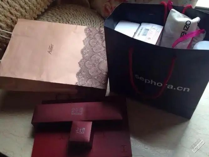 都来晒晒大家的情人节礼物吧……… - 生活杂谈 - 得意生活-武汉生活