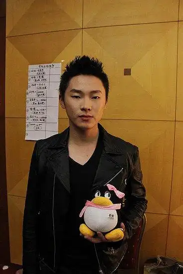 供应中国好声音梁博经纪人徐姣18925102727