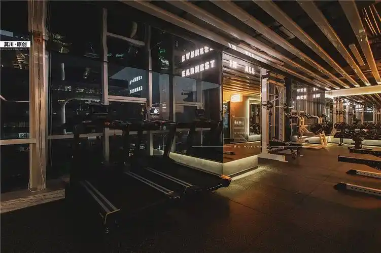 热橙健身房130平米现代风格商业工装实拍图-莫川装饰