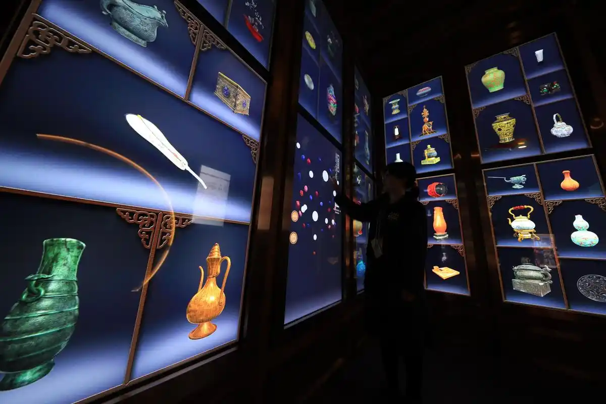 戴着ai,vr"进宫"!故宫端门数字馆今起重新开放