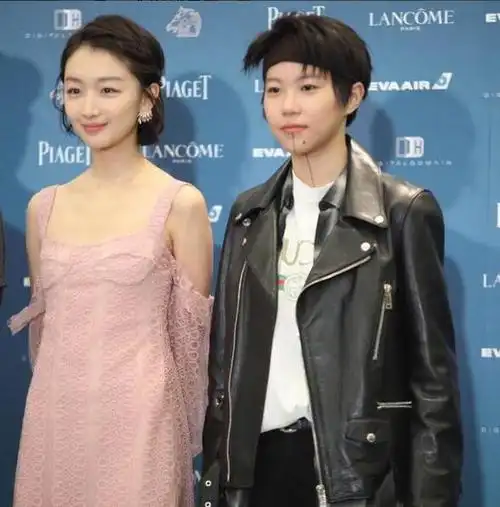 蜜汁cp什么意思 周冬雨窦靖童同框网友形容有蜜汁cp感