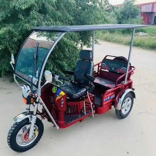 助残三轮摩托车汽油客货载客代步车小型老人残疾人水冷燃油三轮车