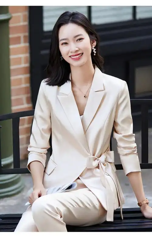 时尚女套装2020秋季新款韩版气质醋酸系带小西服美容院洋气两件套 单