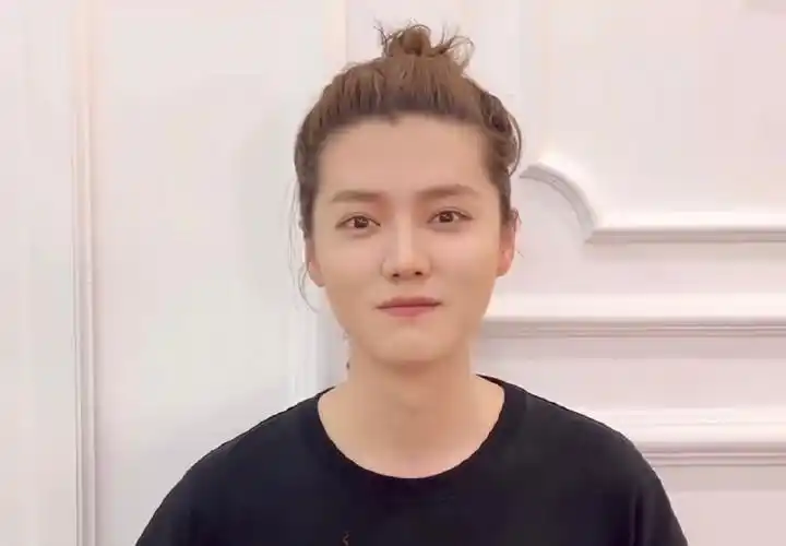 鹿晗长发丸子头鹿晗长头发图片鹿晗寸头发型图片