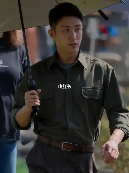 黄景瑜新作品79创作中