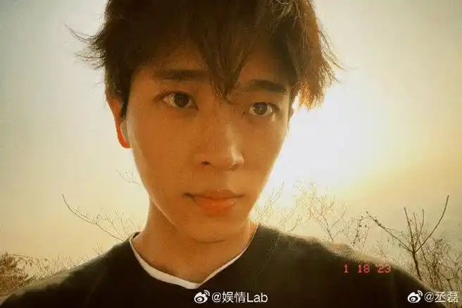 「投稿整理」 x part2|张云雷|黄明昊|敖子逸_新浪新闻