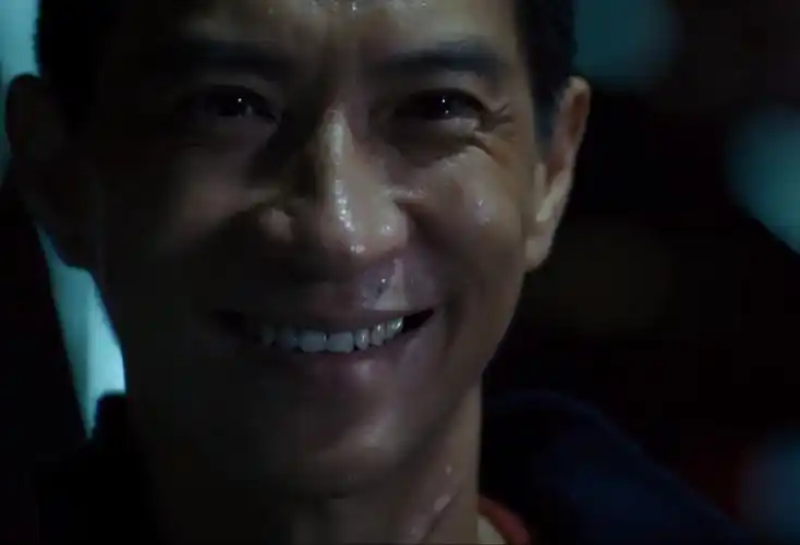 《大追捕》:"影帝"张家辉演技高光之作,一张脸诠释双面情感