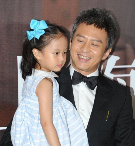 邓超孙俪儿女正面照首曝光为新片使出杀手锏可别再是个烂片了