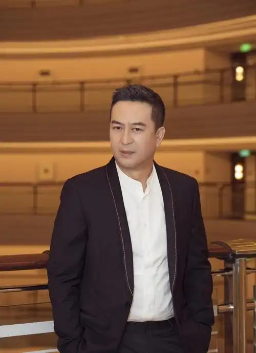 张嘉译的10部电视剧(张嘉译的六部古装剧)(1)