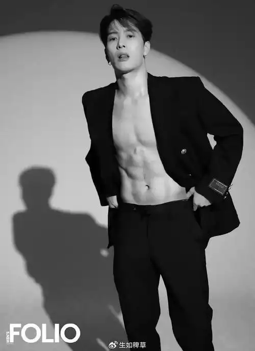 90后|王嘉尔|演唱会_新浪新闻