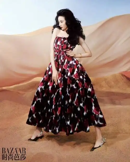 迪丽热巴盛夏浓颜芭莎封面##明星时尚