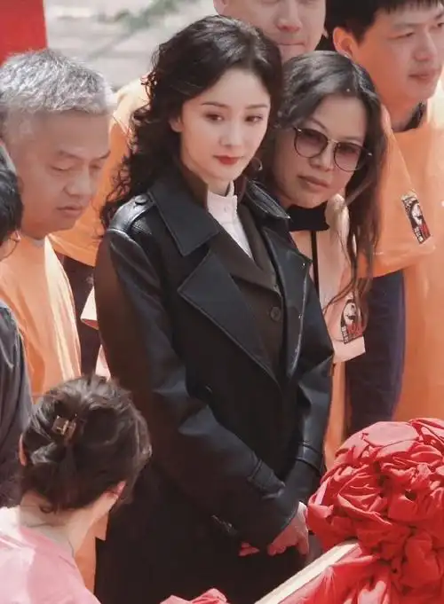 杨幂新剧《哈尔滨1944》正面路透曝光 民国风十足 - 98影院