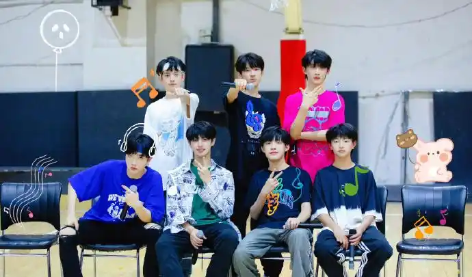 tf家族夏季运动会bgm里的tfboys##时代峰峻的啦啦队vs别人的啦啦佑