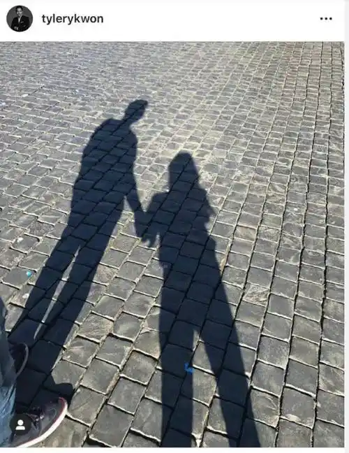 据悉,这已经是权宁一连续第三年拍摄手拉手的影子照片来庆祝女友的