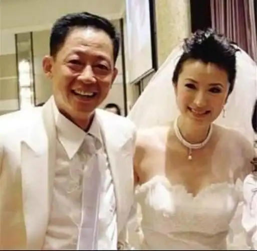 左小青曾是体操运动员和陈道明传过绯闻如今过得如何