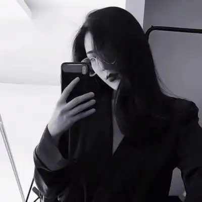 高冷霸气黑白女王范大图头像