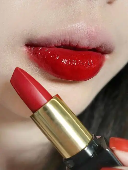 新品78缎感微光宝石红超显白的富家千金