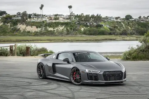 奥迪r8改装碳纤维前唇后唇