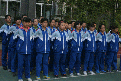 谁还敢说校服丑?北京中小学新校服亮瞎了!看看你母校上榜了吗?