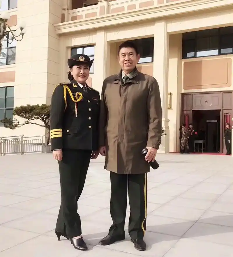 歌唱家程志老师一路走好010101怀念和程志老师同台演出的日