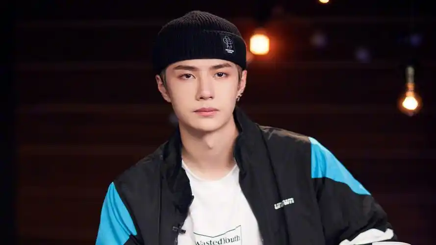 王一博《创造101》帅气图片壁纸