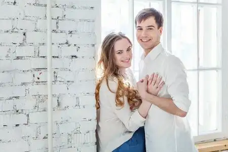 夫妻俩互相支持,互相依靠,在一起过得很愉快.