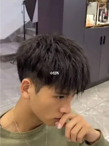 韩式小碎盖打理分享烟花烫锡纸烫钢夹烫