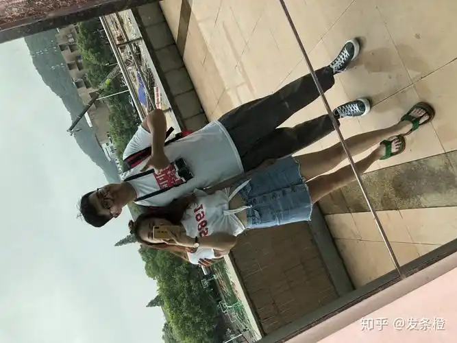 一米七的女孩子和一米八的男孩子在一起什么体验? - 知乎