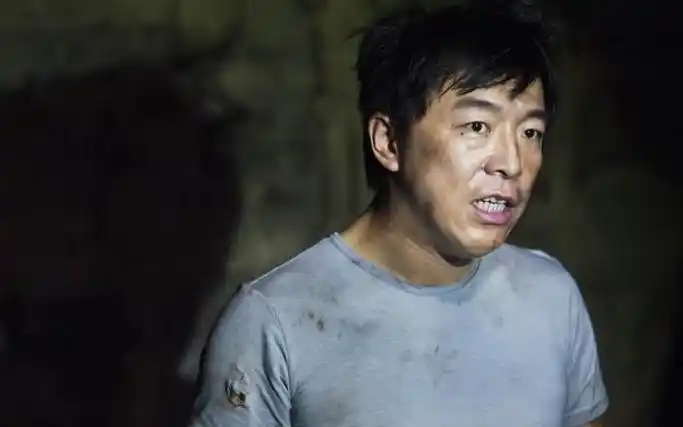 回顾黄渤普通妻子是我掌心宝成名后抛弃糟糠妻那还是人吗