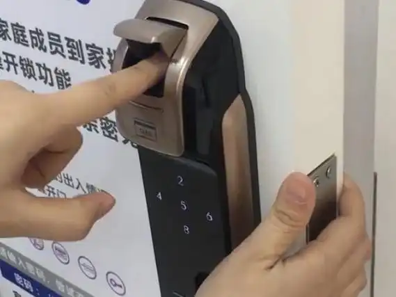 三星指纹锁怎么录指纹_三星指纹锁录指纹步骤_智能家