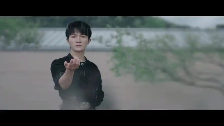 周深《花西子》