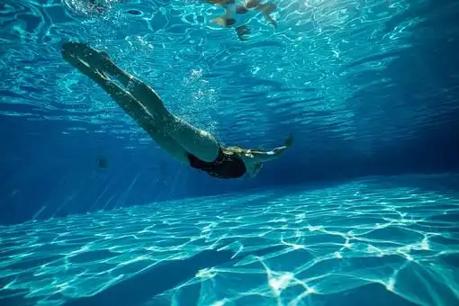 女性22游泳水下摄影