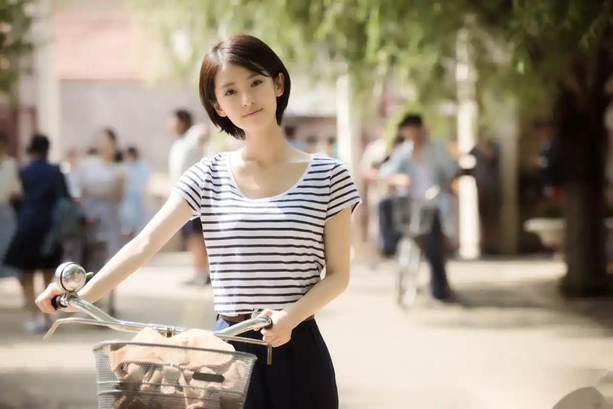 一直想给丽莉和这部戏写一封信,却一直没有找到机会.