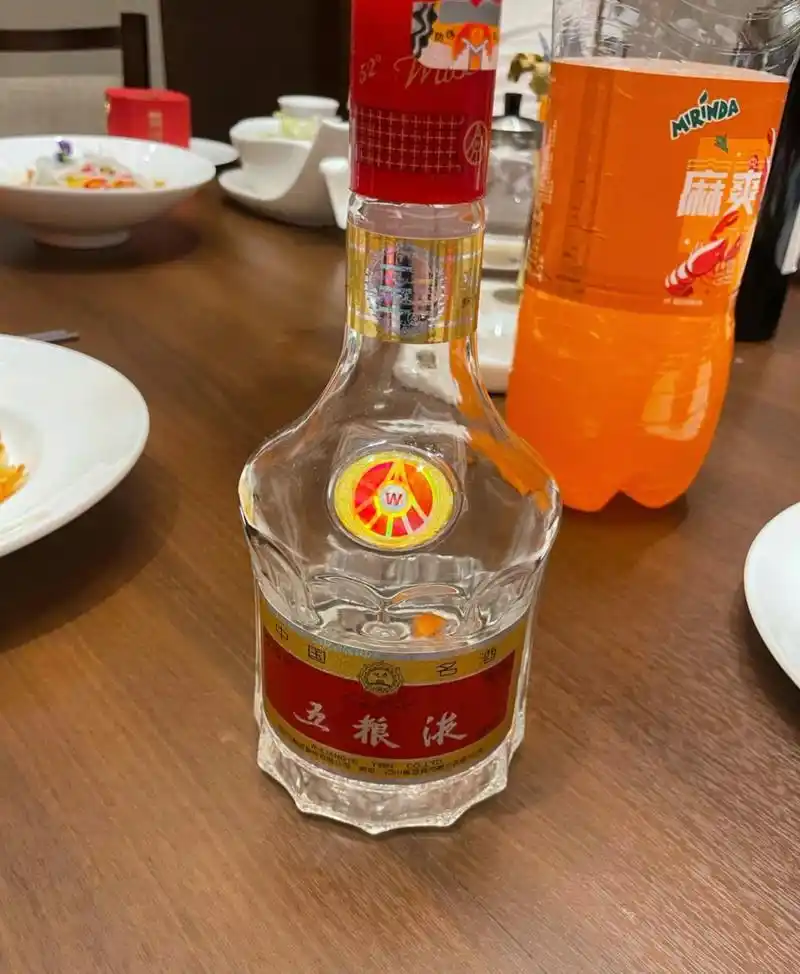 认可的4瓶酒,好评率超99%,少喝一瓶都是遗憾  1飞天茅台 白酒中的王牌