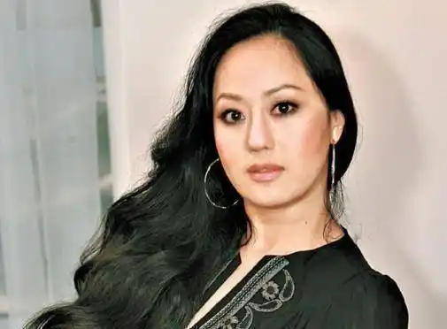 曾败光两个亿万富豪,今57岁无人敢娶_张小蕙_张小慧_张晓慧