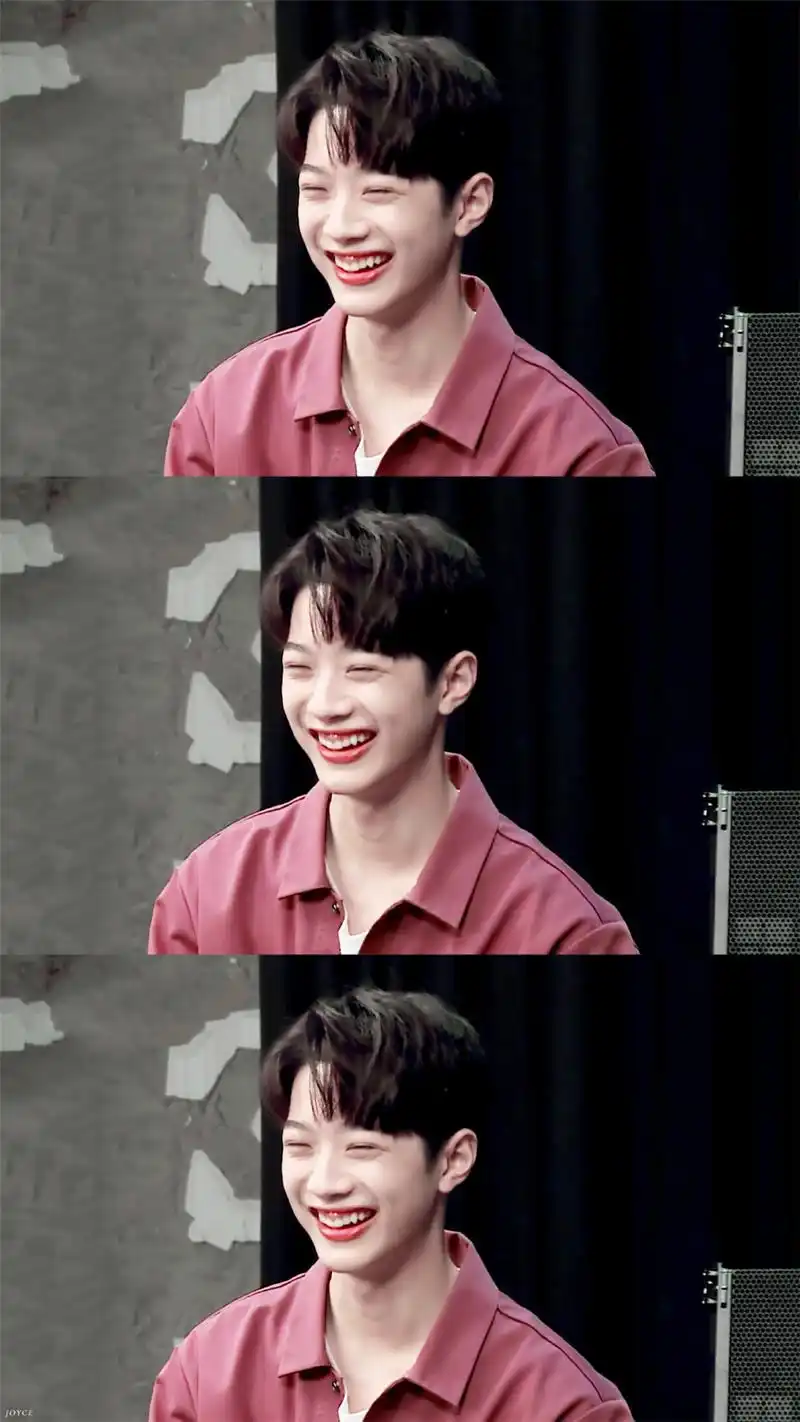 帅气的小奶狗赖冠霖,笑起来好甜呀