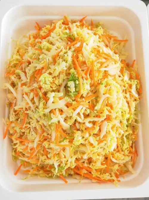 凉拌白菜丝制作人王成