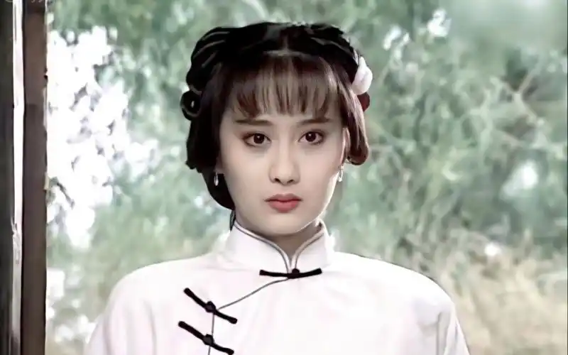 琼女郎陈德容年轻时真是太漂亮了,这颜值就是放在今天也是王者般的