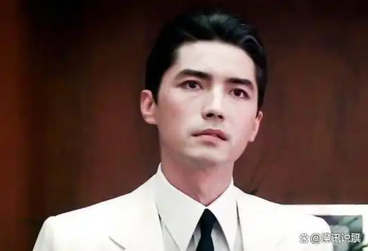 尖嘴猴腮别硬演富豪角色8位男明星站在那就是人间富贵竹