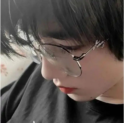 宋亚轩微信头像_网易订阅